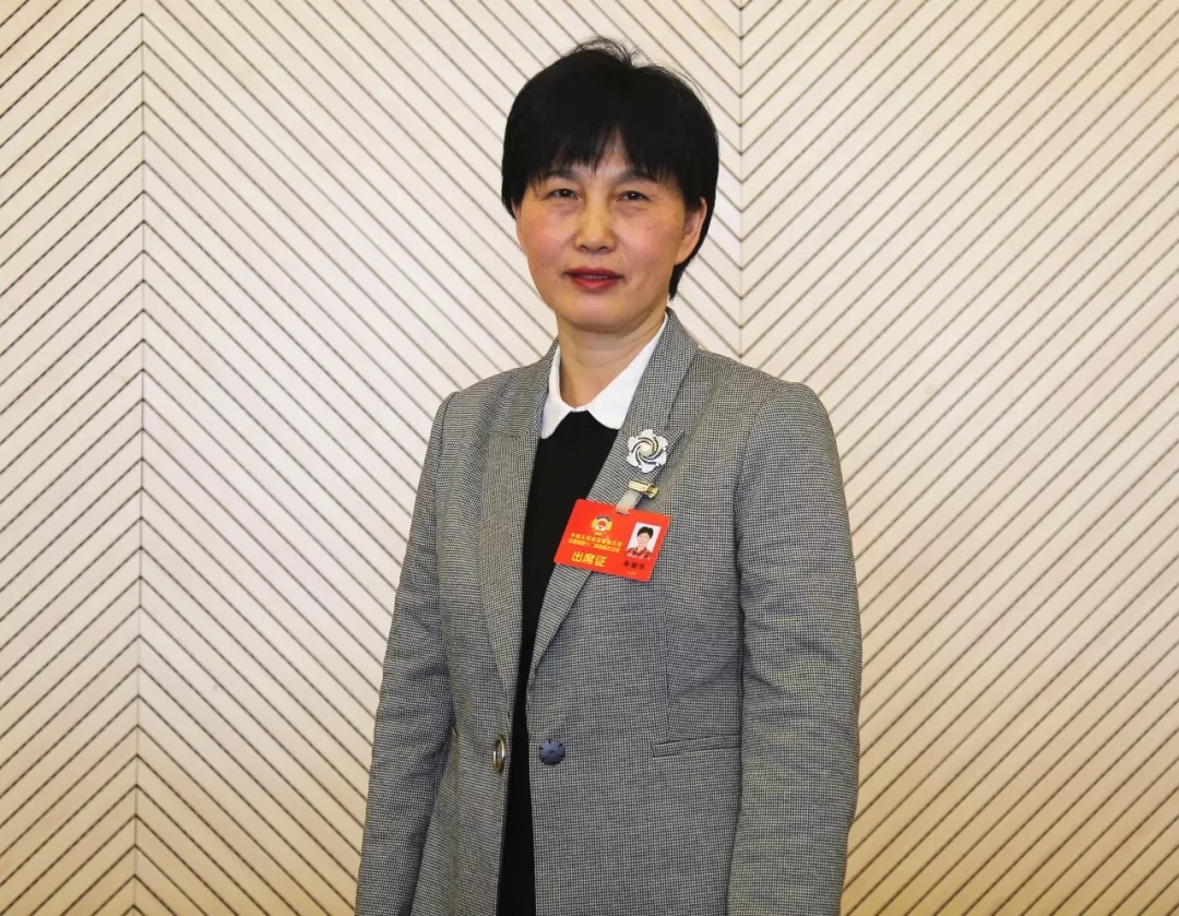 关于设立针对解决农村妇女创业贷款难专项借贷产品的建议:张丽萍委员